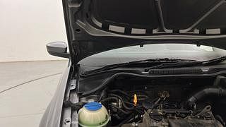 Used 2013 Volkswagen Polo [2010-2014] Comfortline 1.2L (P) Petrol Manual engine ENGINE RIGHT SIDE HINGE & APRON VIEW