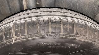 Used 2016 Maruti Suzuki Swift [2011-2017] VDi ABS Diesel Manual tyres RIGHT REAR TYRE TREAD VIEW
