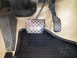 Used 2016 Volkswagen Vento [2015-2019] Highline Diesel AT Diesel Automatic interior PEDALS VIEW