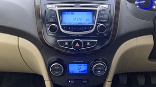 Used 2013 Hyundai Verna [2011-2015] Fluidic 1.6 VTVT SX Petrol Manual interior MUSIC SYSTEM & AC CONTROL VIEW