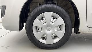 Used 2015 Maruti Suzuki Wagon R 1.0 [2013-2019] LXi CNG Petrol+cng Manual tyres LEFT FRONT TYRE RIM VIEW