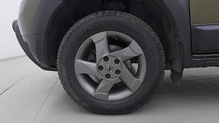 Used 2014 Renault Duster [2012-2015] 110 PS RxL ADVENTURE Diesel Manual tyres LEFT FRONT TYRE RIM VIEW
