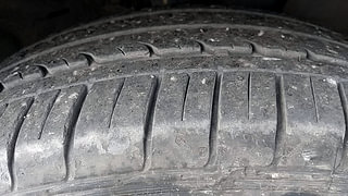 Used 2013 Nissan Sunny [2011-2014] XV Petrol Manual tyres RIGHT FRONT TYRE TREAD VIEW