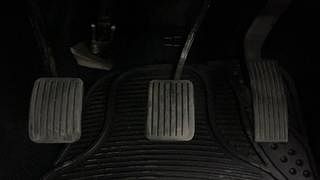 Used 2016 Hyundai Grand i10 [2013-2017] Magna 1.2 Kappa VTVT Petrol Manual interior PEDALS VIEW