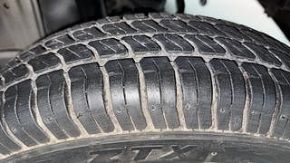 Used 2014 Maruti Suzuki Alto 800 [2012-2016] Lxi Petrol Manual tyres LEFT REAR TYRE TREAD VIEW