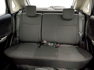 Used 2017 Maruti Suzuki Baleno [2015-2019] Delta Petrol Petrol Manual interior REAR SEAT CONDITION VIEW