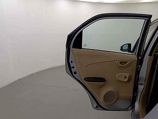 Used 2018 Honda Brio [2017-2018] S(O)MT Petrol Manual interior LEFT REAR DOOR OPEN VIEW