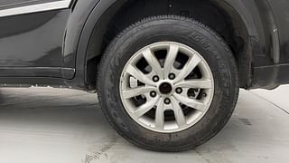 Used 2018 Mahindra XUV500 [2017-2021] W9 Diesel Manual tyres LEFT REAR TYRE RIM VIEW