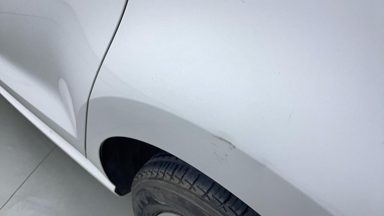 Used 2015 Volkswagen Polo [2015-2019] Trendline 1.2L (P) Petrol Manual dents MINOR DENT