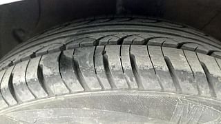Used 2019 Hyundai Grand i10 [2017-2020] Sportz 1.2 Kappa VTVT Petrol Manual tyres LEFT FRONT TYRE TREAD VIEW