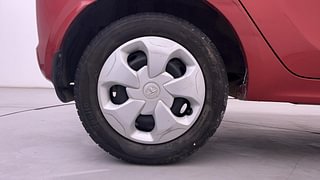 Used 2018 Tata Tiago [2016-2020] Revotorq XT Diesel Manual tyres RIGHT REAR TYRE RIM VIEW