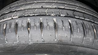 Used 2022 Toyota Glanza V Petrol Manual tyres RIGHT FRONT TYRE TREAD VIEW