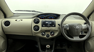 Used 2015 Toyota Etios Liva [2010-2017] VX Petrol Manual interior DASHBOARD VIEW