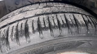 Used 2015 honda Jazz VX Petrol Manual tyres RIGHT FRONT TYRE TREAD VIEW