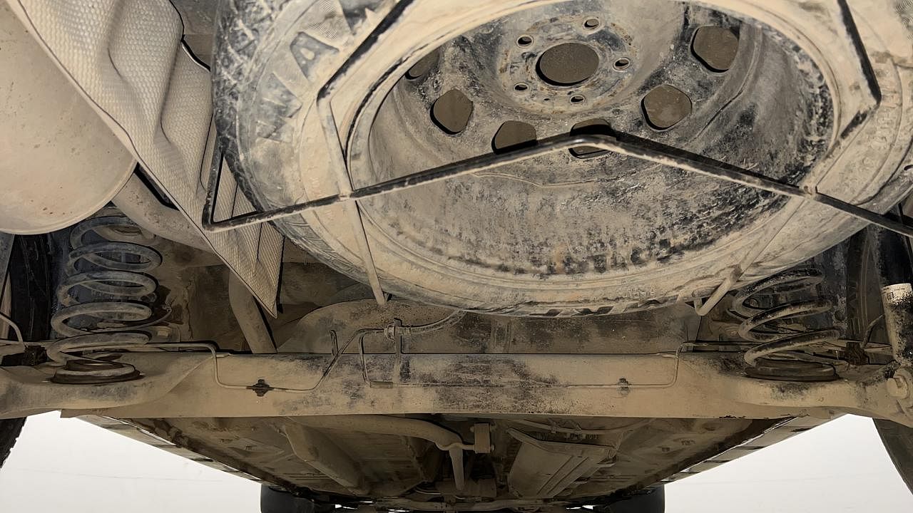 Used 2018 Renault Duster [2015-2019] 85 PS RXS MT Diesel Manual extra REAR UNDERBODY VIEW (TAKEN FROM REAR)