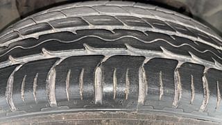 Used 2013 Ford EcoSport [2013-2015] Trend 1.5L TDCi Diesel Manual tyres RIGHT FRONT TYRE TREAD VIEW