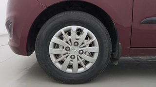 Used 2015 Hyundai i10 [2010-2016] Magna Petrol Petrol Manual tyres LEFT FRONT TYRE RIM VIEW