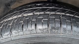 Used 2013 Hyundai Grand i10 [2013-2017] Magna 1.2 Kappa VTVT Petrol Manual tyres LEFT FRONT TYRE TREAD VIEW