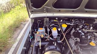 Used 2018 Mahindra Bolero [2011-2020] ZLX BS IV Diesel Manual engine ENGINE RIGHT SIDE HINGE & APRON VIEW