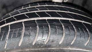 Used 2021 Tata Altroz XZ 1.2 Petrol Manual tyres LEFT FRONT TYRE TREAD VIEW
