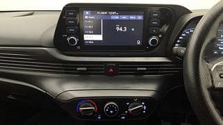 Used 2021 Hyundai New i20 Sportz 1.2 MT Petrol Manual interior MUSIC SYSTEM & AC CONTROL VIEW