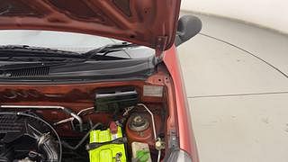 Used 2013 Maruti Suzuki Alto 800 [2012-2016] Vxi Petrol Manual engine ENGINE LEFT SIDE HINGE & APRON VIEW