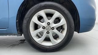 Used 2016 Nissan Micra [2013-2020] XV CVT Petrol Automatic tyres RIGHT FRONT TYRE RIM VIEW