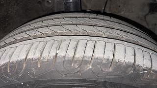 Used 2010 Hyundai i20 [2008-2012] Asta 1.2 Petrol Manual tyres RIGHT FRONT TYRE TREAD VIEW