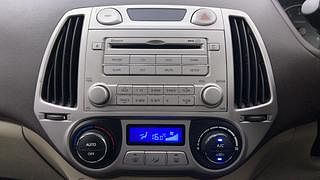 Used 2011 Hyundai i20 [2008-2012] Asta 1.2 ABS Petrol Manual interior MUSIC SYSTEM & AC CONTROL VIEW