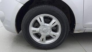 Used 2011 Hyundai i20 [2008-2012] Asta 1.4 AT Petrol Automatic tyres LEFT FRONT TYRE RIM VIEW