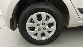 Used 2018 Hyundai Elite i20 [2017-2018] Magna Executive 1.2 Petrol Manual tyres RIGHT REAR TYRE RIM VIEW