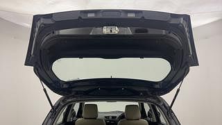 Used 2013 Maruti Suzuki Swift [2011-2017] LXi Petrol Manual interior DICKY DOOR OPEN VIEW