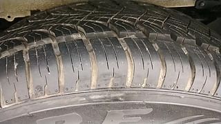 Used 2016 Mahindra Scorpio [2014-2017] S10 Diesel Manual tyres RIGHT REAR TYRE TREAD VIEW