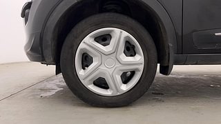 Used 2018 Tata Nexon [2017-2020] Kraz + Diesel Diesel Manual tyres LEFT FRONT TYRE RIM VIEW