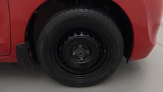 Used 2017 Maruti Suzuki Baleno [2015-2019] Delta Petrol Petrol Manual tyres RIGHT FRONT TYRE RIM VIEW