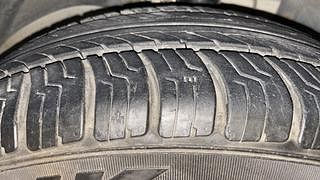 Used 2012 Ford Figo [2010-2015] Duratorq Diesel Titanium 1.4 Diesel Manual tyres RIGHT FRONT TYRE TREAD VIEW