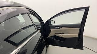 Used 2019 Hyundai Verna [2017-2020] 1.6 VTVT SX Petrol Manual interior RIGHT FRONT DOOR OPEN VIEW