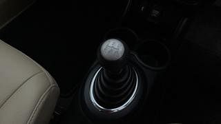 Used 2018 honda Amaze 1.5 S (O) Diesel Manual interior GEAR  KNOB VIEW