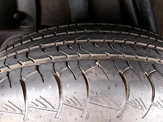 Used 2021 Renault Duster [2020-2022] RXZ Petrol Petrol Manual tyres RIGHT REAR TYRE TREAD VIEW