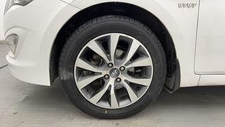 Used 2016 Hyundai Fluidic Verna 4S [2015-2018] 1.6 VTVT SX AT Petrol Automatic tyres LEFT FRONT TYRE RIM VIEW
