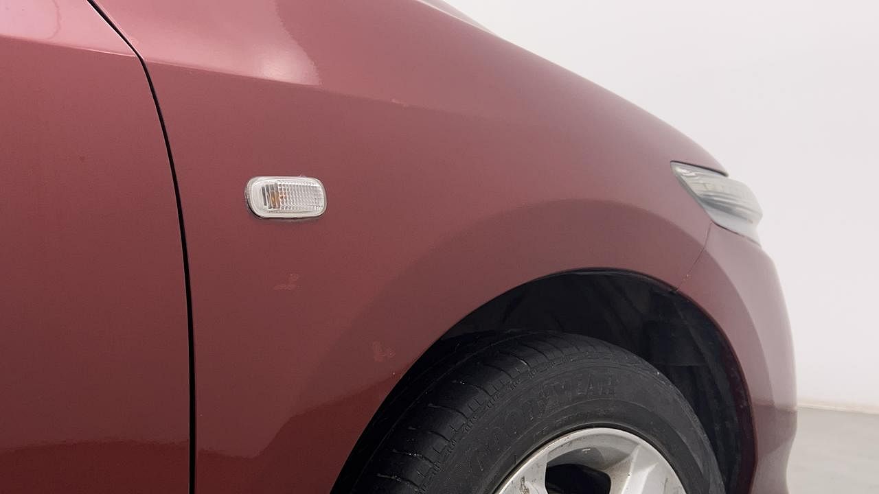 Used 2010 Honda City V Petrol Manual dents MINOR SCRATCH