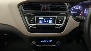 Used 2016 Hyundai Elite i20 [2014-2018] Sportz 1.2 Petrol Manual interior MUSIC SYSTEM & AC CONTROL VIEW