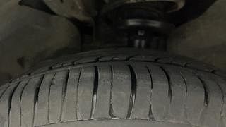 Used 2013 Ford Figo [2010-2015] Duratorq Diesel Titanium 1.4 Diesel Manual tyres LEFT FRONT TYRE TREAD VIEW