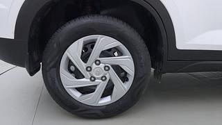 Used 2022 Hyundai Creta E Diesel Diesel Manual tyres RIGHT REAR TYRE RIM VIEW