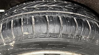 Used 2015 Hyundai Grand i10 [2013-2017] Asta 1.2 Kappa VTVT Petrol Manual tyres RIGHT REAR TYRE TREAD VIEW