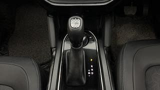 Used 2022 Tata Safari XZA Plus Dark Edition Diesel Automatic interior GEAR  KNOB VIEW