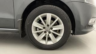 Used 2016 Volkswagen Polo [2015-2019] Highline1.2L (P) Petrol Manual tyres RIGHT FRONT TYRE RIM VIEW