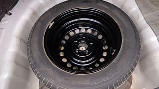Used 2016 Hyundai Elantra [2016-2022] 2.0 SX MT Petrol Manual tyres SPARE TYRE VIEW
