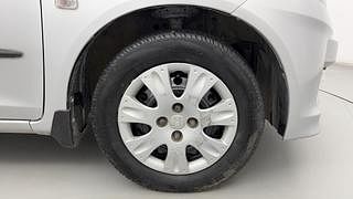 Used 2014 Honda Amaze [2013-2016] 1.2 S i-VTEC Petrol Manual tyres RIGHT FRONT TYRE RIM VIEW