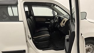 Used 2018 Maruti Suzuki Wagon R 1.0 [2013-2019] LXi CNG Petrol+cng Manual interior RIGHT SIDE FRONT DOOR CABIN VIEW